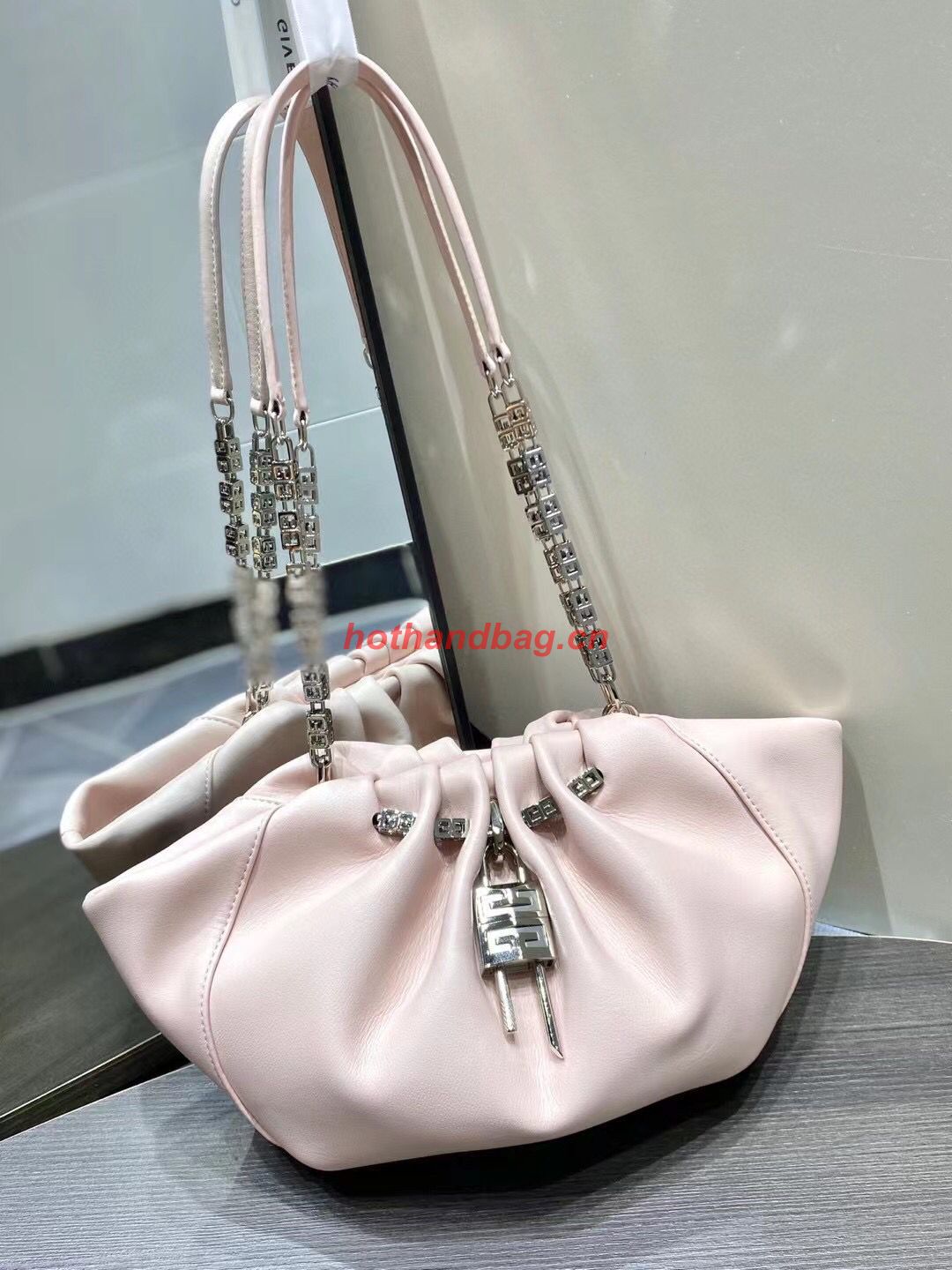 Givenchy Grained Original Calfskin Small 32991