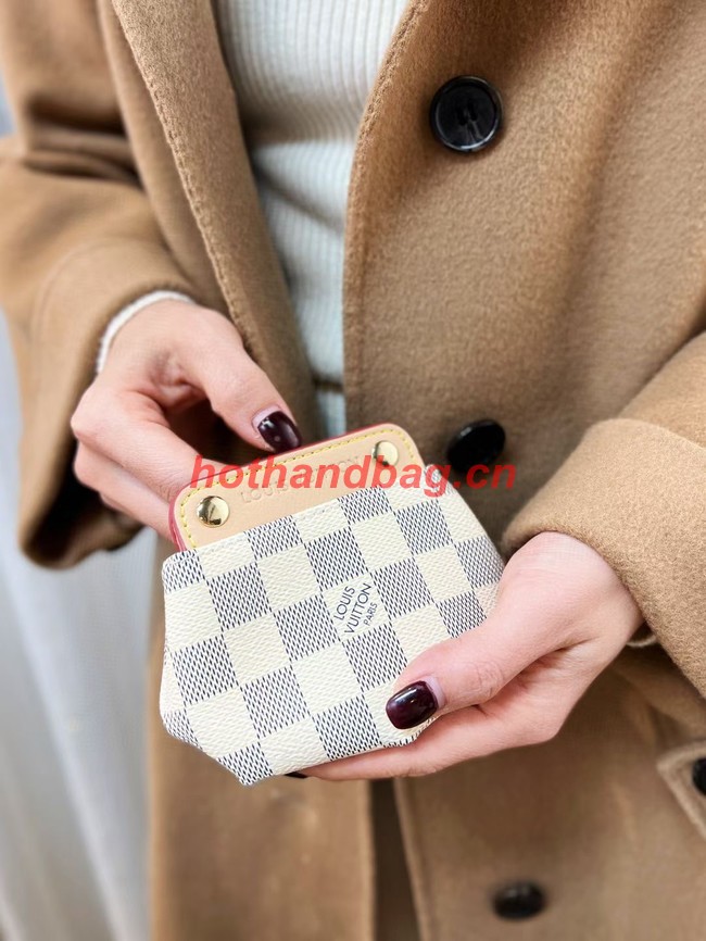 Louis Vuitton coin purse 66954