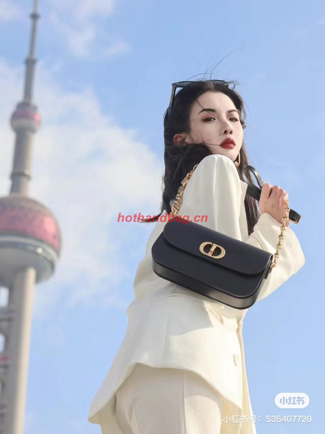 Dior 30 MONTAIGNE AVENUE BAG Dusty Box Calfskin M9260 BLACK