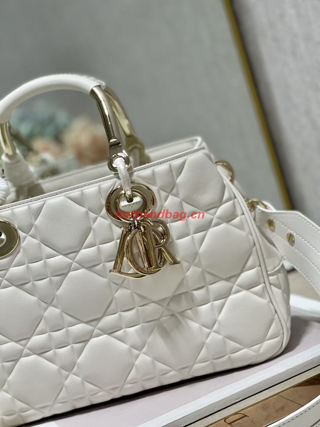 LADY DIOR TOP HANDLE MEDIUM BAG Latte Cannage Lambskin C9226 WHITE&GOLD