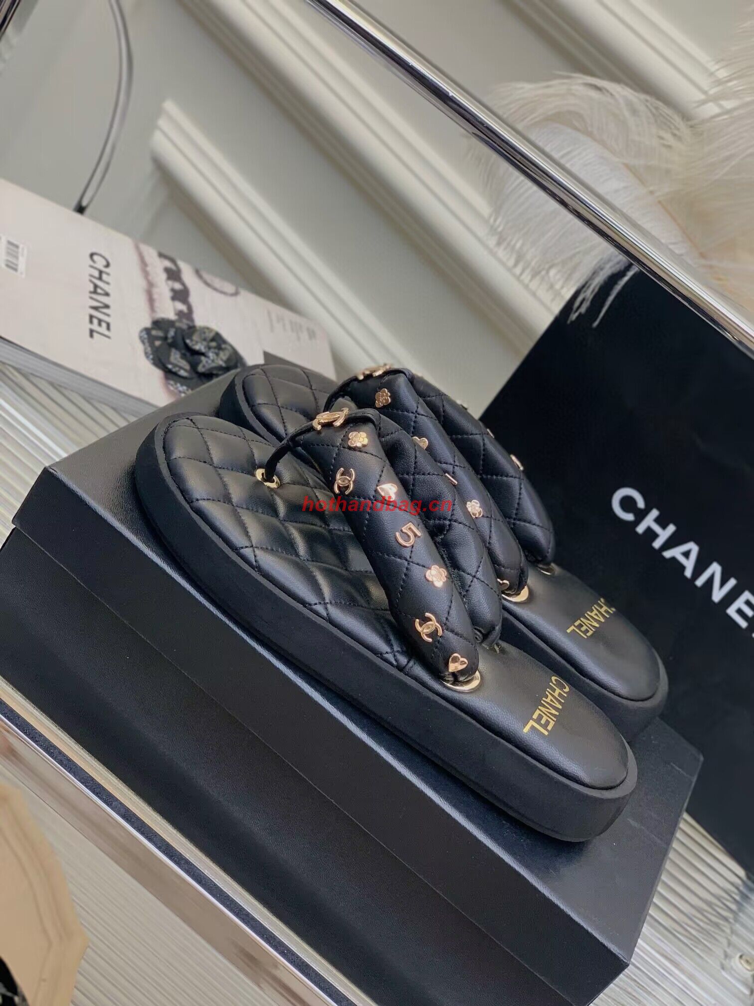 Chanel slippers CS39621 Black