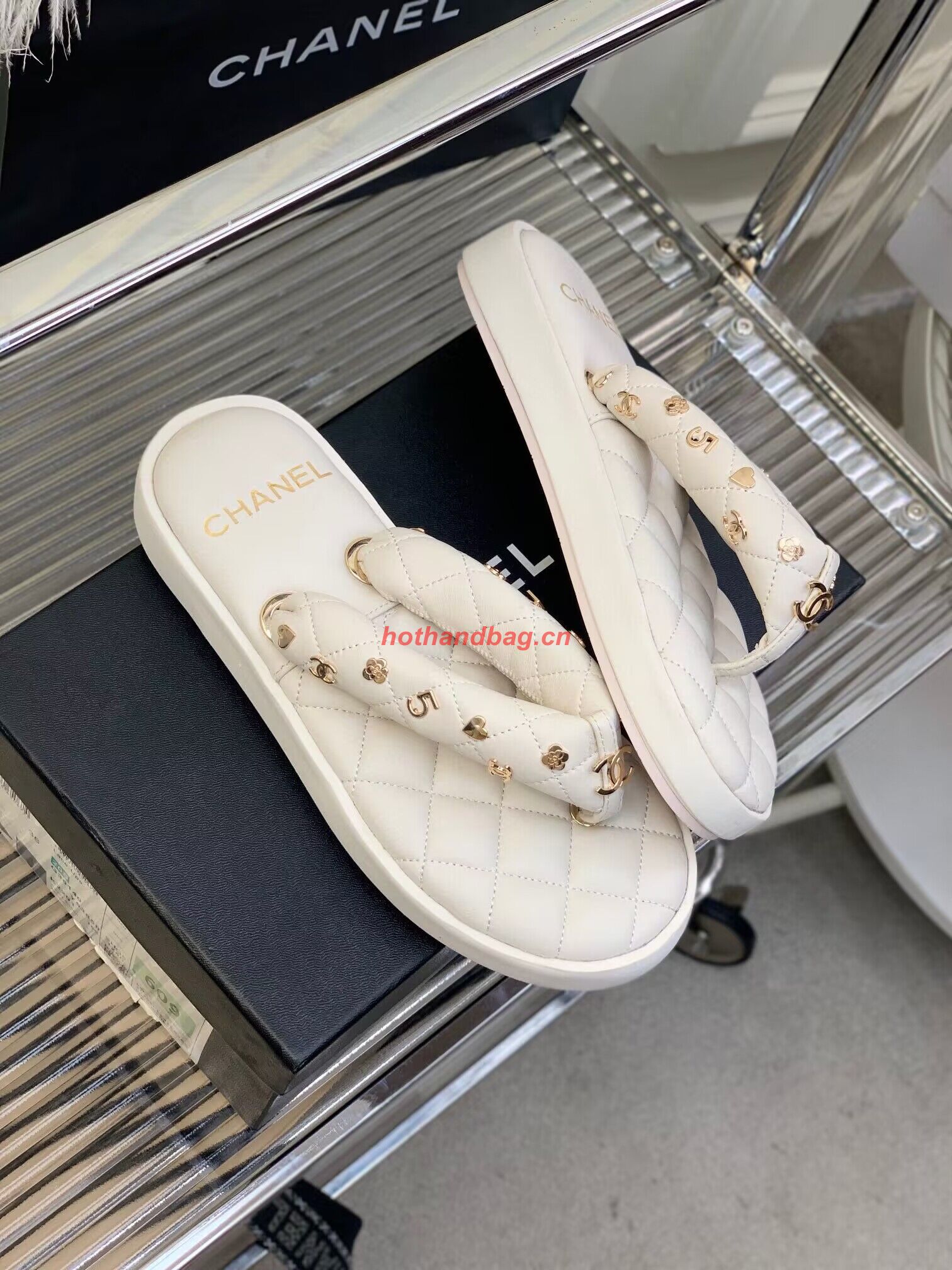 Chanel slippers CS39621 White