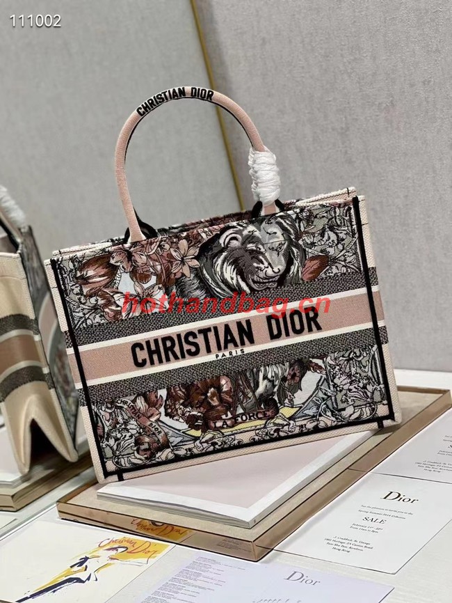 MEDIUM DIOR BOOK TOTE Embroidery M1296Z-33