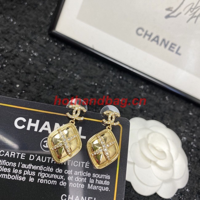 Chanel Earrings CE11171