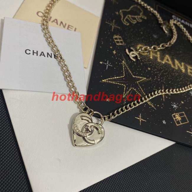 Chanel Necklace CE11190