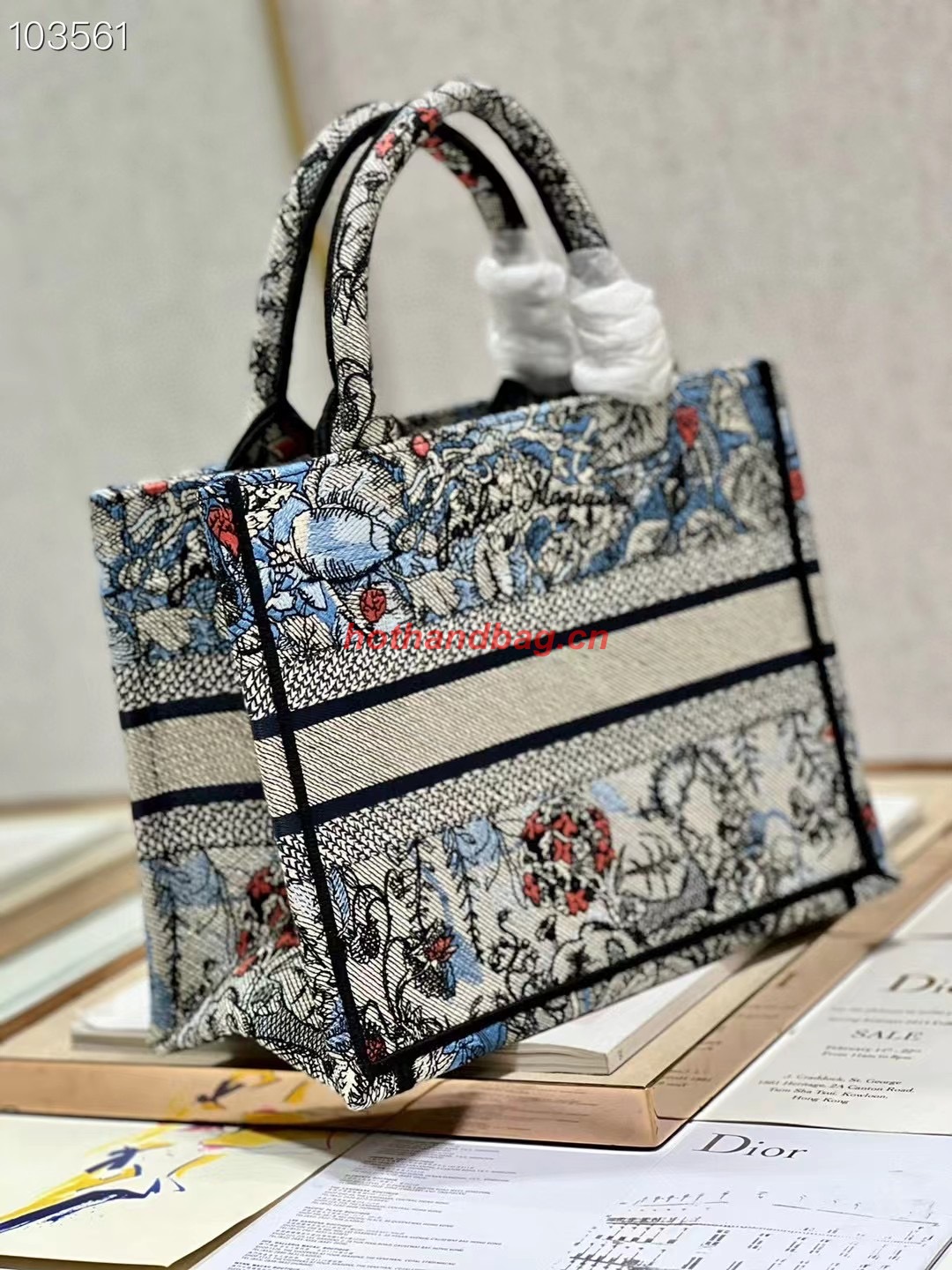 SMALL DIOR BOOK TOTE Embroidery M1265ZC