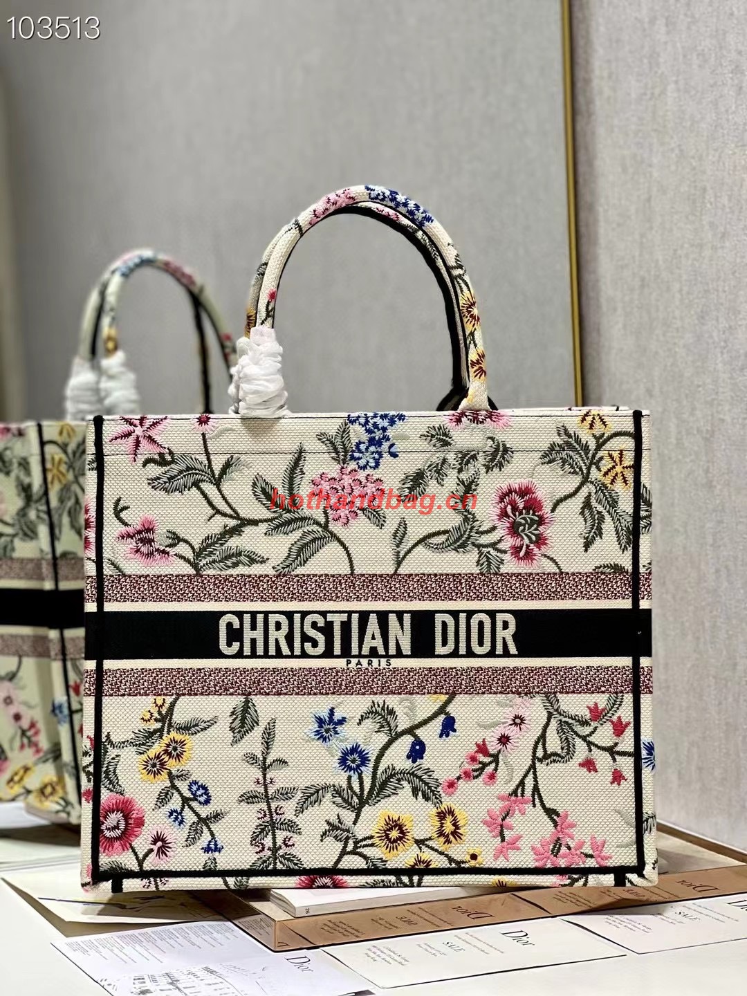 LARGE DIOR BOOK TOTE White Multicolor Dior Petites Fleurs Embroider M1286ZEA