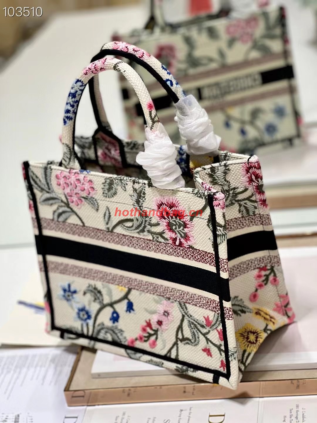 SMALL DIOR BOOK TOTE Natural Multicolor Raffia Embroidered with Dior Petites Fleurs M1265ZC