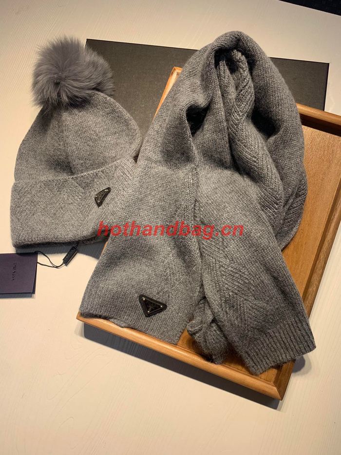 Prada Scarf&Hat PRH00046