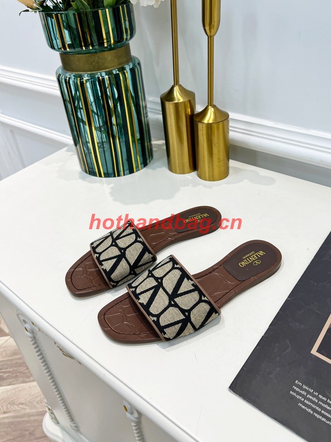 Valentino slippers 93149-3