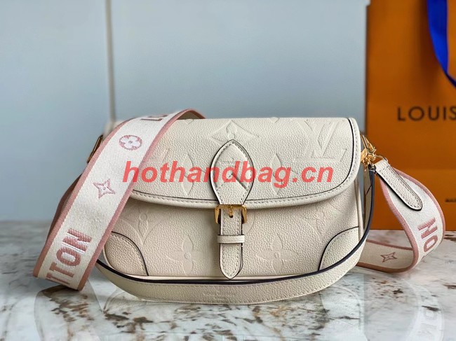 Louis Vuitton Diane M46386 Beige