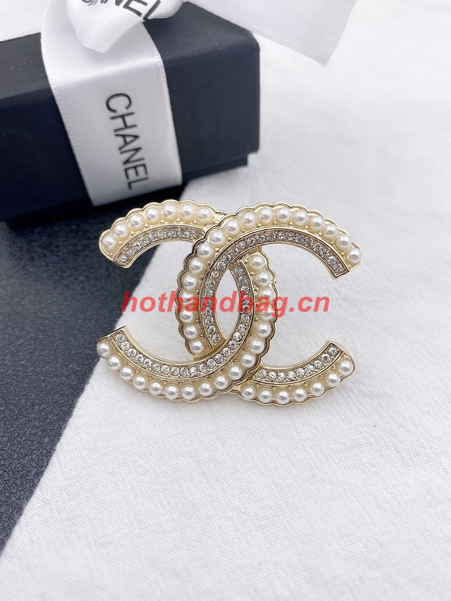 Chanel brooch CE11352