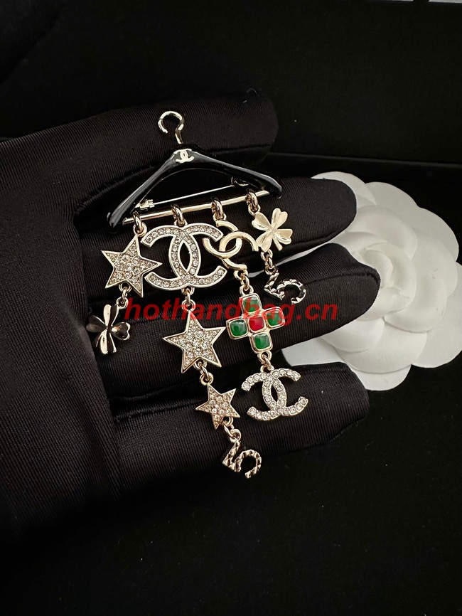 Chanel brooch CE11359