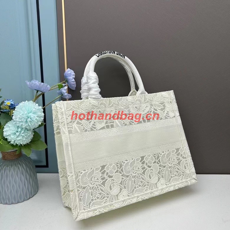 MEDIUM DIOR BOOK TOTE Effect M1296ZSEL White