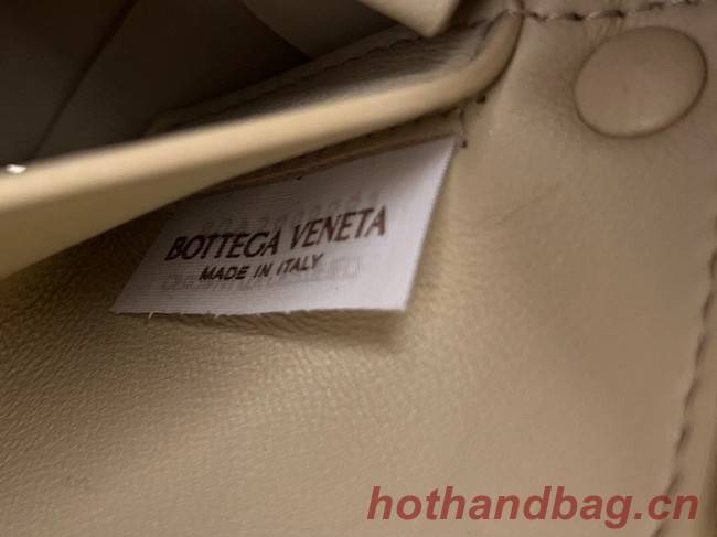 Bottega Veneta Brick Cassette 709360 Natural