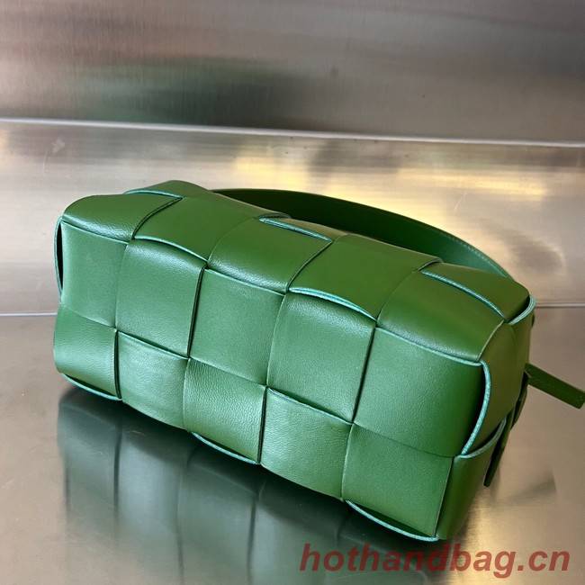 Bottega Veneta Brick Cassette 709360 green