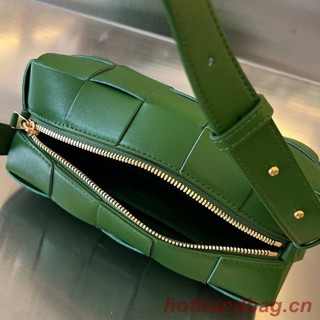 Bottega Veneta Brick Cassette 709360 green