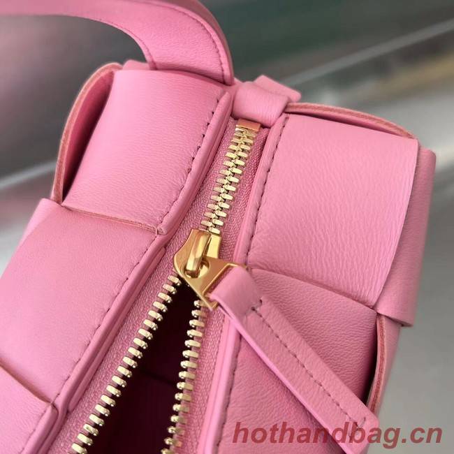 Bottega Veneta Brick Cassette 709360 pink