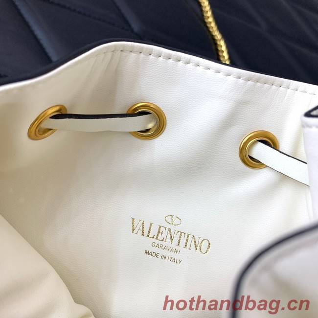 VALENTINO VLOGO SIGNATURE Lambskin Mini Bucket Bag FI16 white