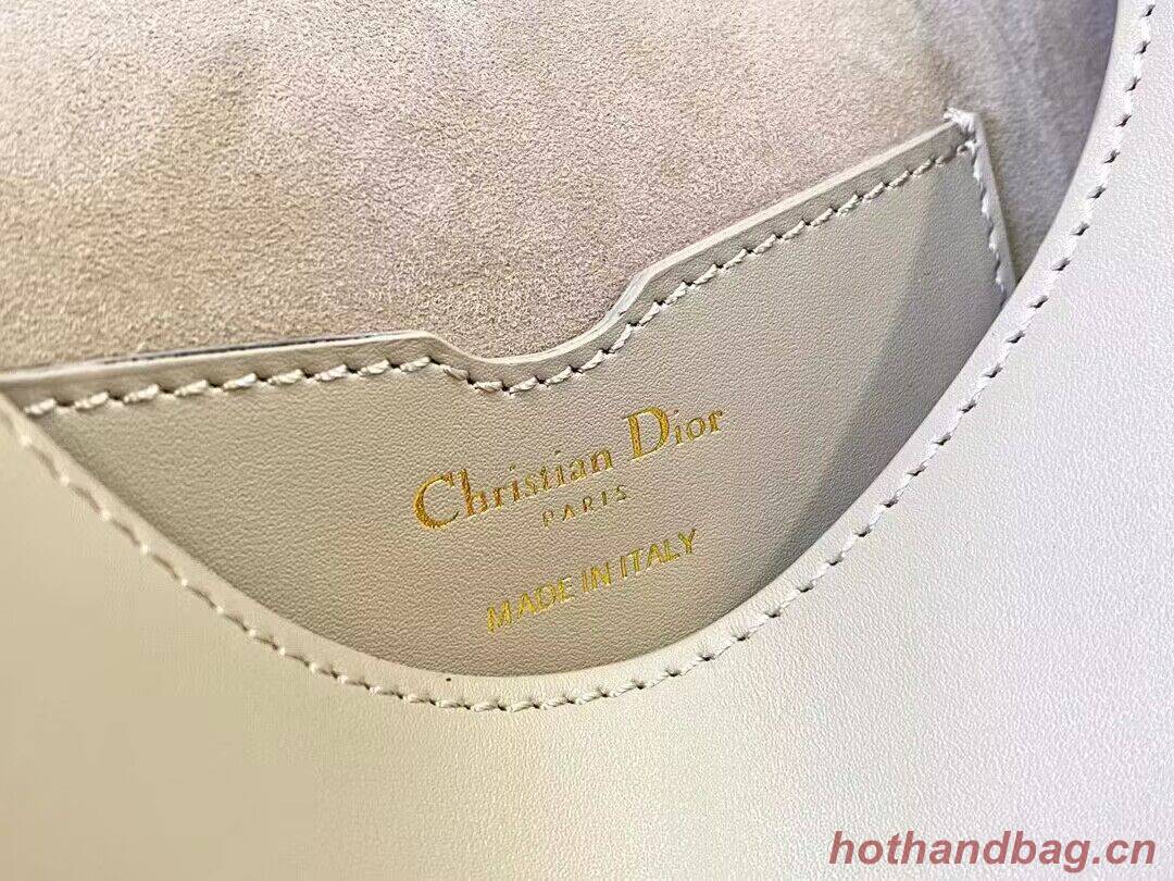 MEDIUM DIOR BOBBY BAG Box Calfskin M9319 Cream