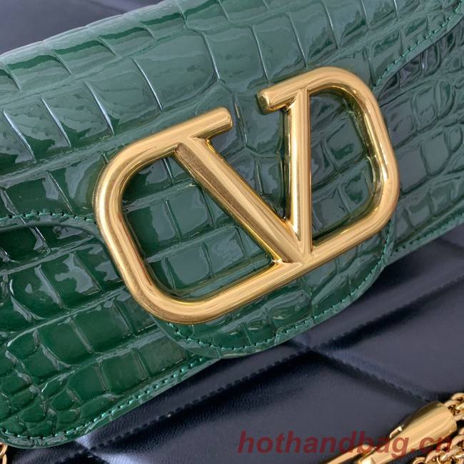 VALENTINO GARAVANI Loco Calf leather bag WA0K53 green