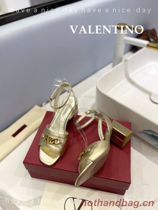 Valentino Shoes heel height 5.5CM 93352-1