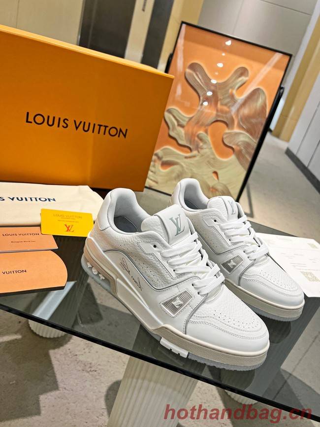 Louis Vuitton Sneaker 93407-1