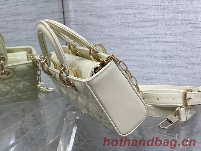 Dior SMALL LADY D-JOY BAG Patent Cannage Calfskin M0613OW white