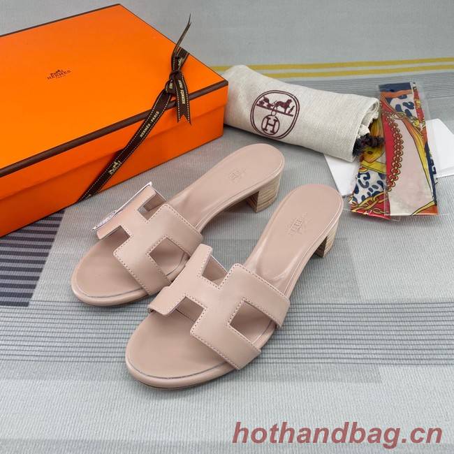 Hermes Womens leather slipper 93418-3