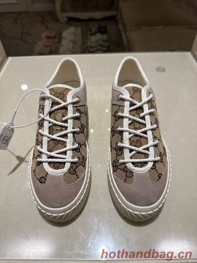 Gucci Calfskin SNEAKER 93429-3