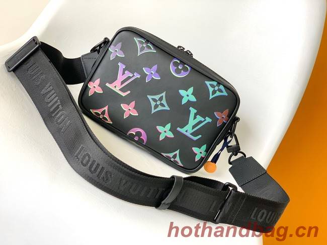 Louis vuitton Comet Messenger PM M22495 Black Borealis