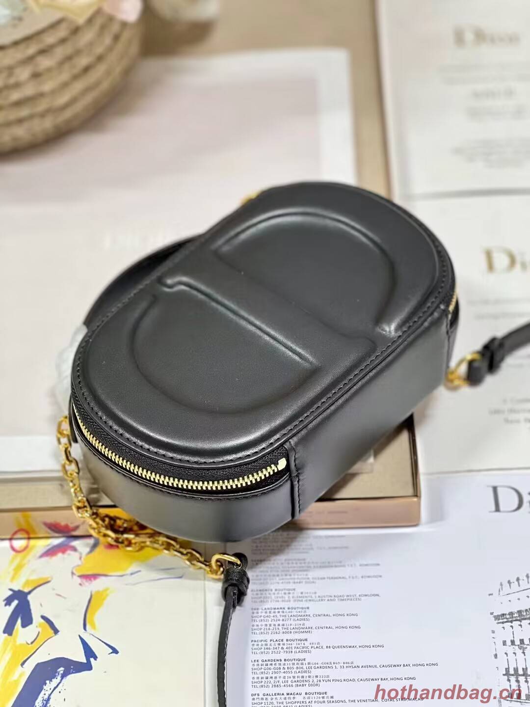 DIOR SIGNATURE OVAL CAMERA BAG Calfskin with Embossed CD Signature S2201UMFV black