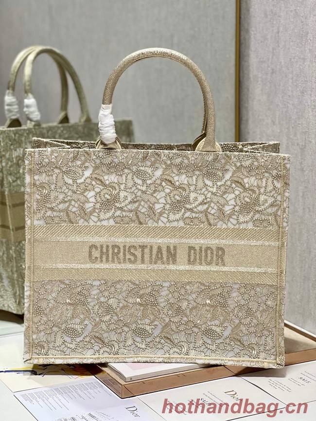 LARGE DIOR OR DIOR BOOK TOTE D-Lace Embroidery M1286ZTD-3