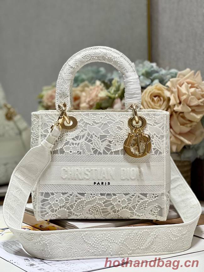 MEDIUM DIOR OR LADY D-LITE BAG M0565OOCO-3