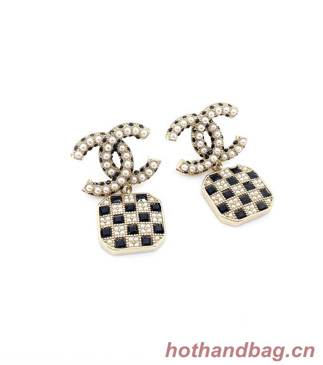 Chanel Earrings CE11820