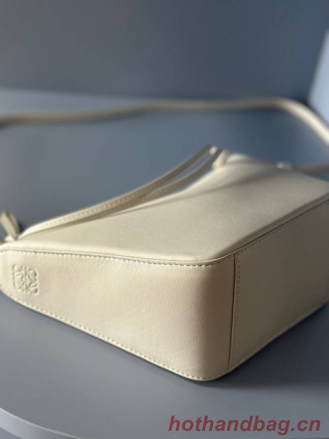 Loewe Original Leather Shoulder Handbag C923 Cream