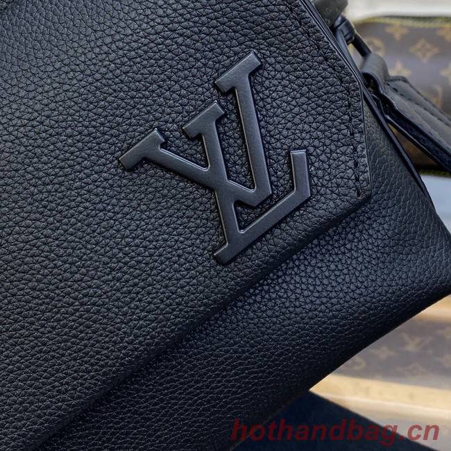 Louis Vuitton Fastline Messenger M22611 black