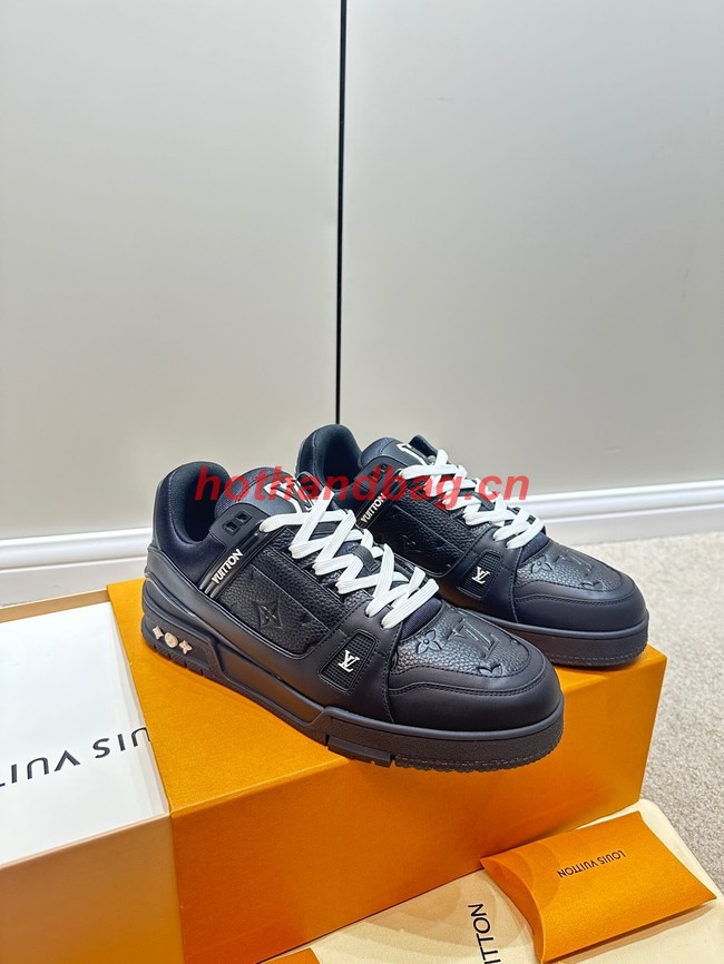 Louis Vuitton Sneaker 93542-6