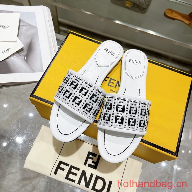 Fendi Slippers 93593-13