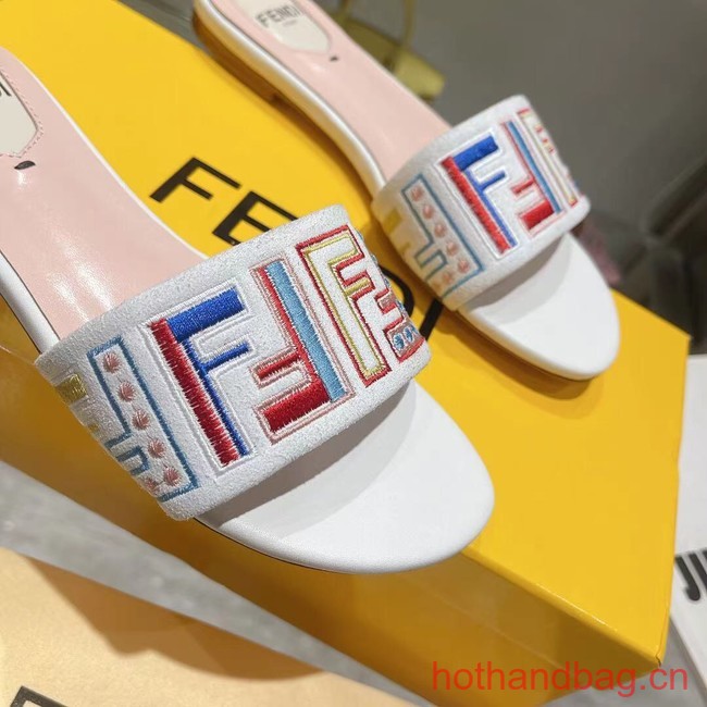 Fendi Slippers 93593-21