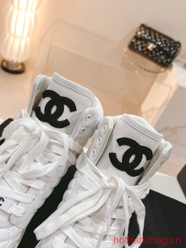 Chanel Sneaker 93629-1