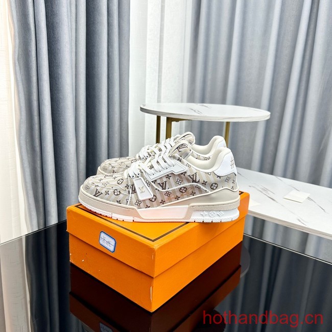 Louis Vuitton Trainer Sneaker 93624-3