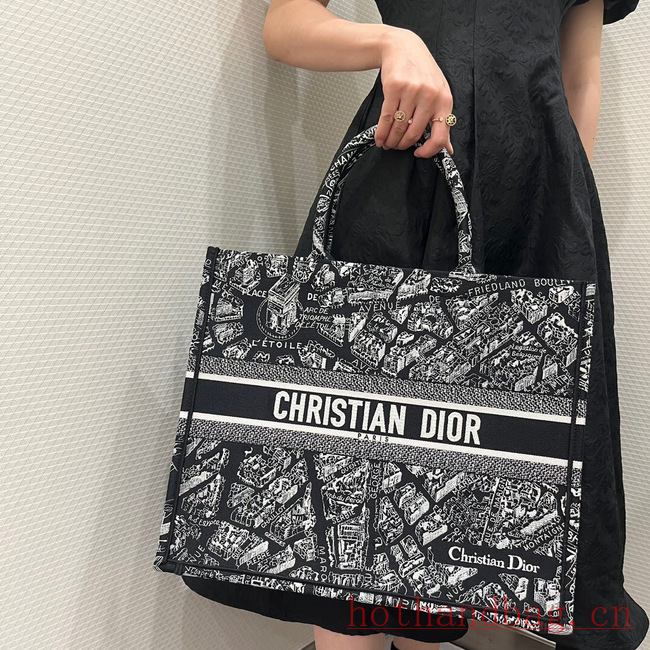 LARGE DIOR BOOK TOTE Black and White Plan de Paris Embroidery M1286ZOMP