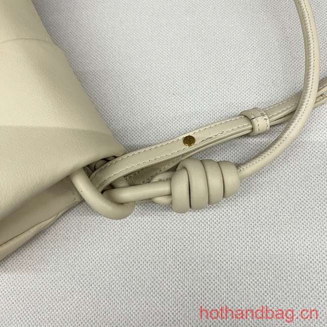 Loewe Original Leather Shoulder bag 062317 Cream