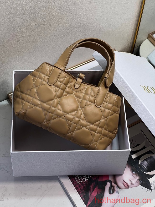 SMALL DIOR TOUJOURS BAG Tan Macrocannage Calfskin M2822O