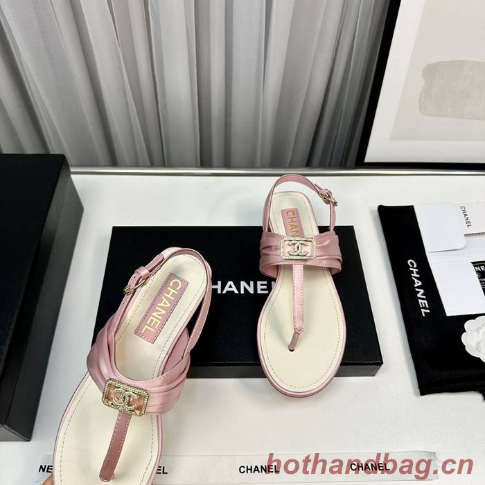 Chanel Shoes CHS01065 Heel 2CM