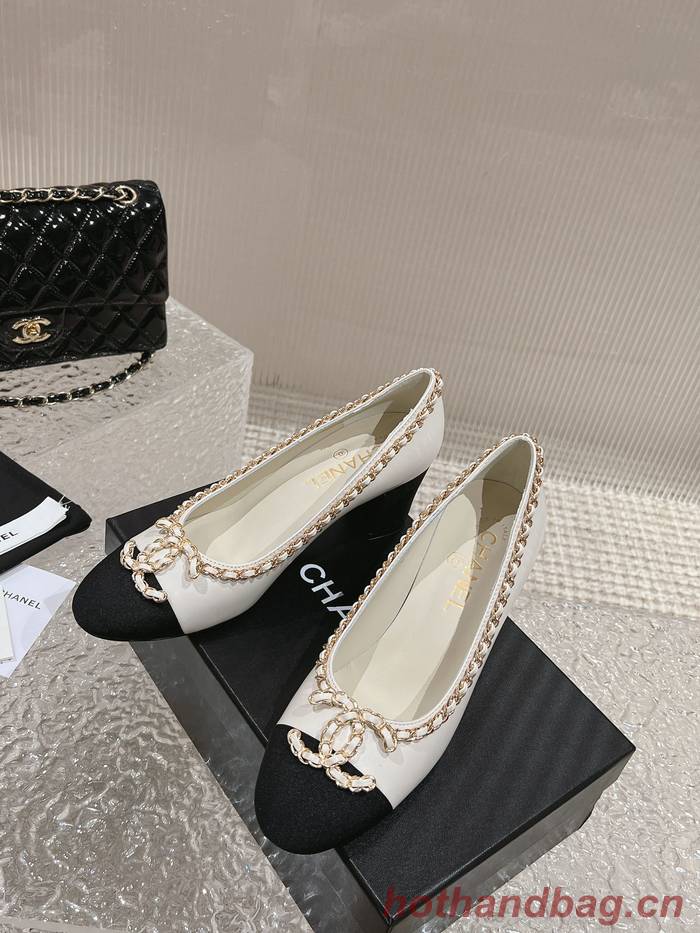 Chanel Shoes CHS01073 Heel 2CM