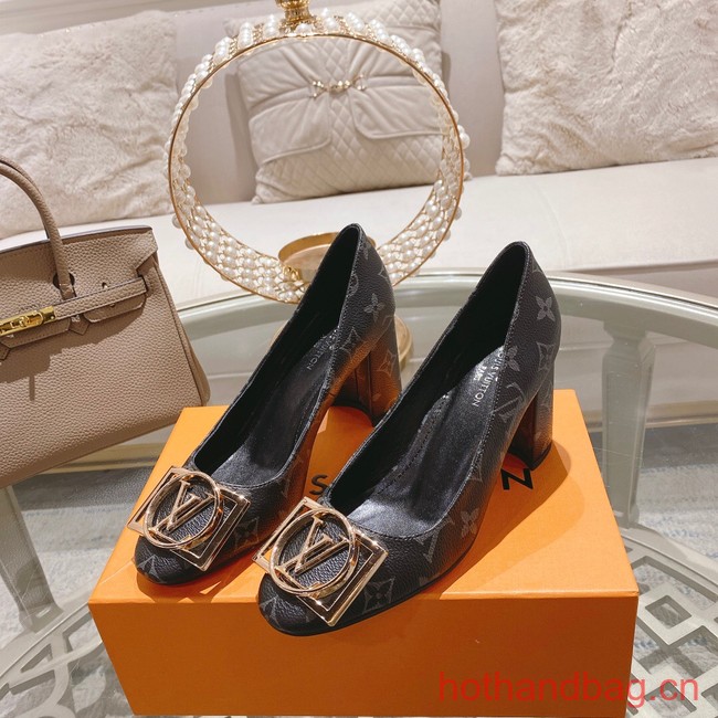 Louis Vuitton shoes 93682-9