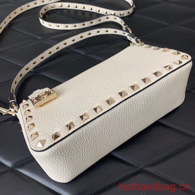 VALENTINO Rockstud small grain calfskin messenger bag YS097 white