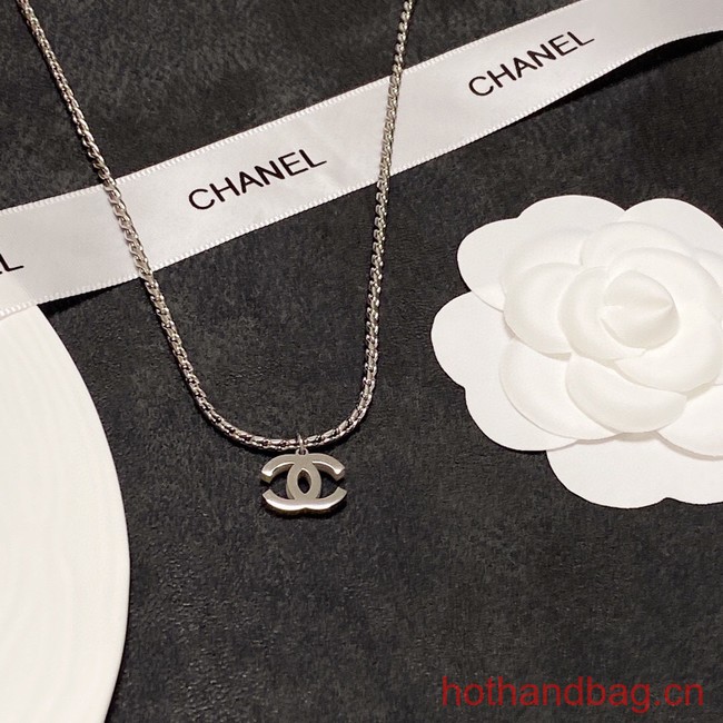 Chanel NECKLACE CE12368